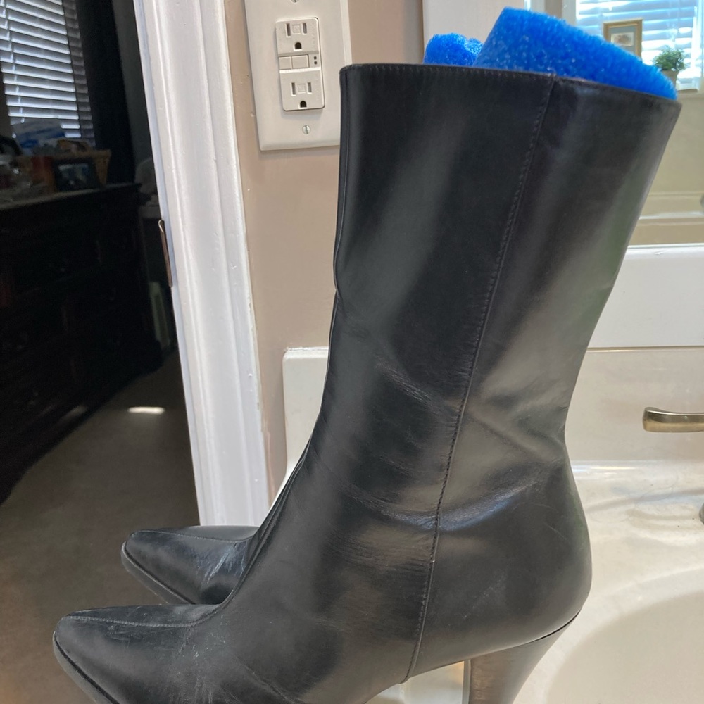 Antonio Melani mid calf boots